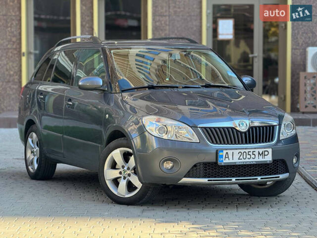 Шкода Фабия 2010 в Одессе на Automoto.ua Серый Шкода Фабия, объемом двигателя 1.2 л и пробегом 260 тыс. км за 5800 $, фото 4 на Automoto.ua