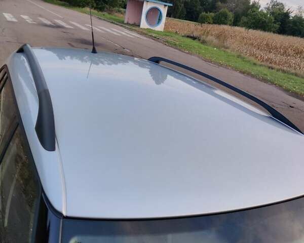 Серый Шкода Фабия, объемом двигателя 1.39 л и пробегом 179 тыс. км за 5750 $, фото 33 на Automoto.ua