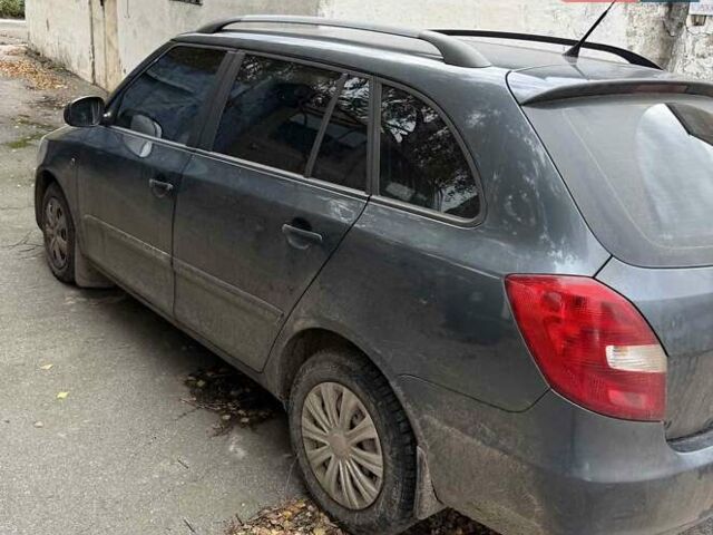 Сірий Шкода Фабія, об'ємом двигуна 1.2 л та пробігом 234 тис. км за 4900 $, фото 1 на Automoto.ua