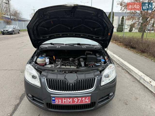 Серый Шкода Фабия, объемом двигателя 0 л и пробегом 170 тыс. км за 6000 $, фото 42 на Automoto.ua
