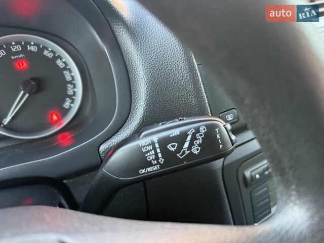 Сірий Шкода Фабія, об'ємом двигуна 0 л та пробігом 170 тис. км за 6000 $, фото 26 на Automoto.ua