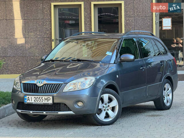 Шкода Фабия 2010 в Одессе на Automoto.ua Серый Шкода Фабия, объемом двигателя 1.2 л и пробегом 260 тыс. км за 5800 $, фото 2 на Automoto.ua