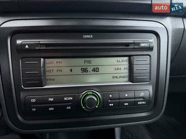 Серый Шкода Фабия, объемом двигателя 0 л и пробегом 170 тыс. км за 6000 $, фото 21 на Automoto.ua