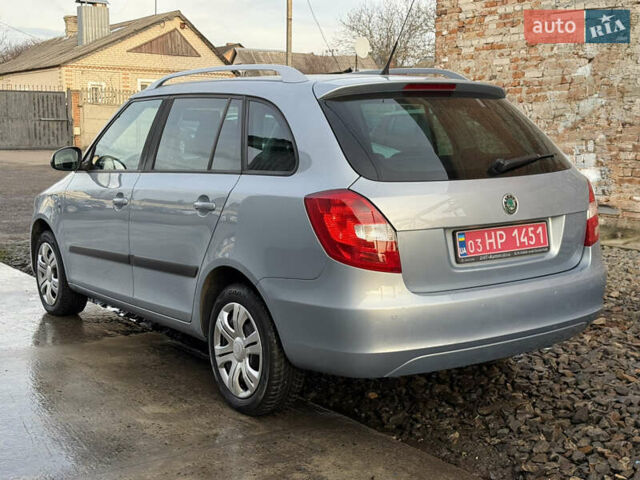 Серый Шкода Фабия, объемом двигателя 1.2 л и пробегом 164 тыс. км за 7000 $, фото 3 на Automoto.ua