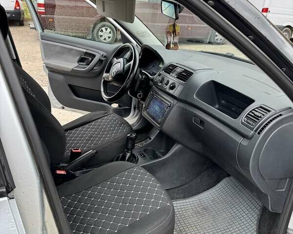 Шкода Фабия 2011 в Стрые на Automoto.ua Серый Шкода Фабия, объемом двигателя 1.6 л и пробегом 291 тыс. км за 5500 $, фото 3 на Automoto.ua