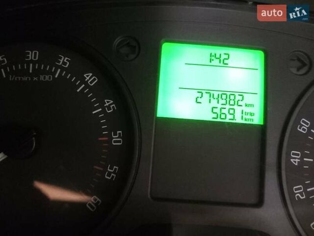 Сірий Шкода Фабія, об'ємом двигуна 1.6 л та пробігом 274 тис. км за 5200 $, фото 2 на Automoto.ua