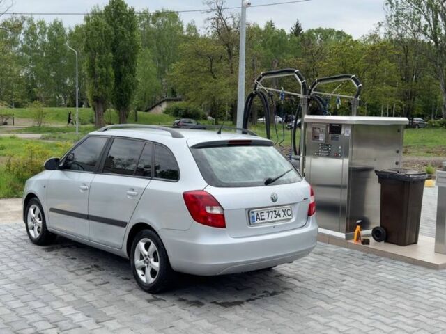 Сірий Шкода Фабія, об'ємом двигуна 1.2 л та пробігом 256 тис. км за 4600 $, фото 4 на Automoto.ua