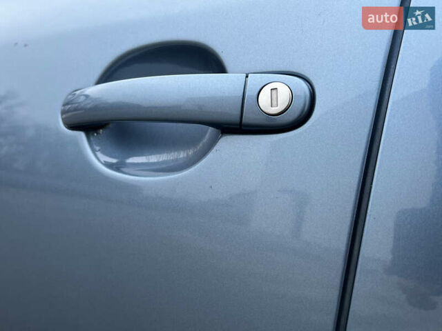 Серый Шкода Фабия, объемом двигателя 1.6 л и пробегом 204 тыс. км за 7950 $, фото 51 на Automoto.ua