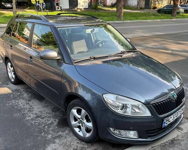 Сірий Шкода Фабія, об'ємом двигуна 1.2 л та пробігом 258 тис. км за 6999 $, фото 18 на Automoto.ua