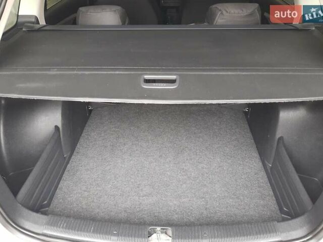 Серый Шкода Фабия, объемом двигателя 1.39 л и пробегом 181 тыс. км за 6350 $, фото 15 на Automoto.ua