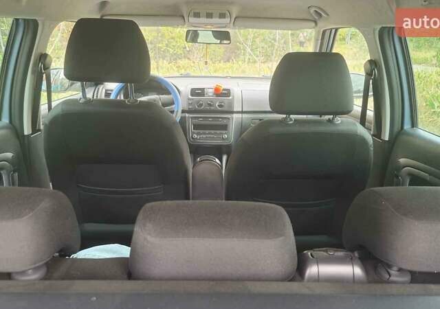 Серый Шкода Фабия, объемом двигателя 1.2 л и пробегом 240 тыс. км за 6100 $, фото 10 на Automoto.ua