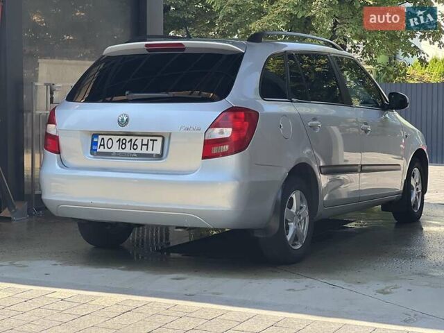 Шкода Фабія 2011 у Ужгороді на Automoto.ua Сірий Шкода Фабія, об'ємом двигуна 1.6 л та пробігом 293 тис. км за 5150 $, фото 7 на Automoto.ua