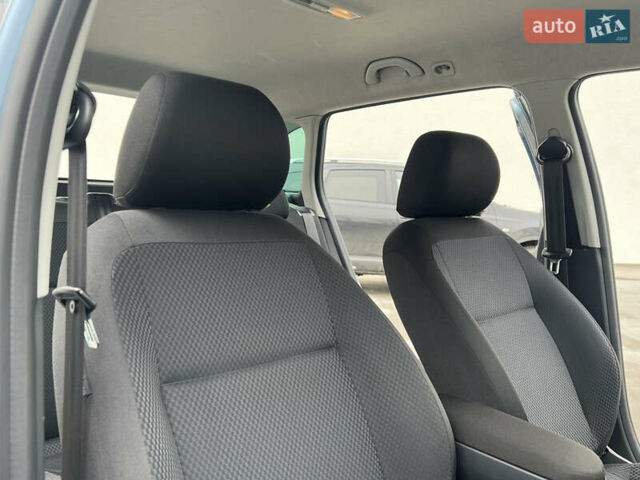 Серый Шкода Фабия, объемом двигателя 1.6 л и пробегом 204 тыс. км за 7950 $, фото 84 на Automoto.ua