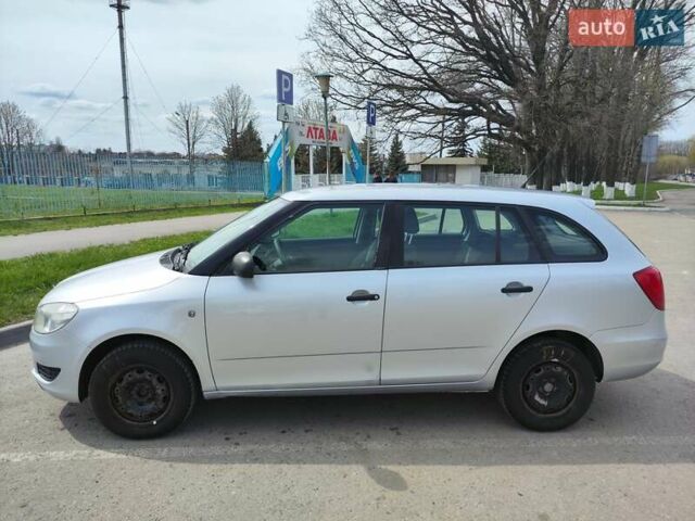 Серый Шкода Фабия, объемом двигателя 1.6 л и пробегом 270 тыс. км за 5800 $, фото 1 на Automoto.ua