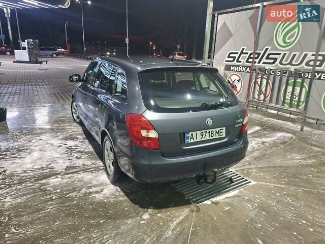Серый Шкода Фабия, объемом двигателя 1.2 л и пробегом 244 тыс. км за 4750 $, фото 3 на Automoto.ua