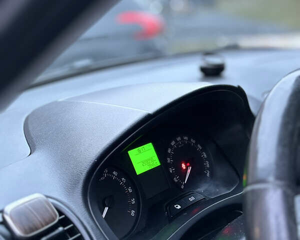 Серый Шкода Фабия, объемом двигателя 1.6 л и пробегом 259 тыс. км за 6200 $, фото 27 на Automoto.ua