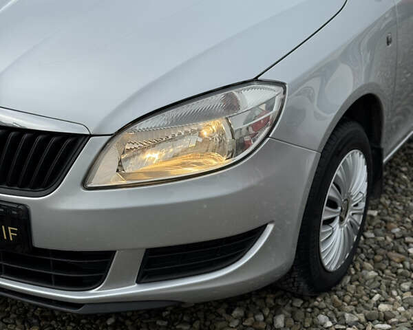 Сірий Шкода Фабія, об'ємом двигуна 1.6 л та пробігом 233 тис. км за 5500 $, фото 34 на Automoto.ua