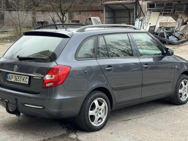 Сірий Шкода Фабія, об'ємом двигуна 1.2 л та пробігом 205 тис. км за 4900 $, фото 5 на Automoto.ua