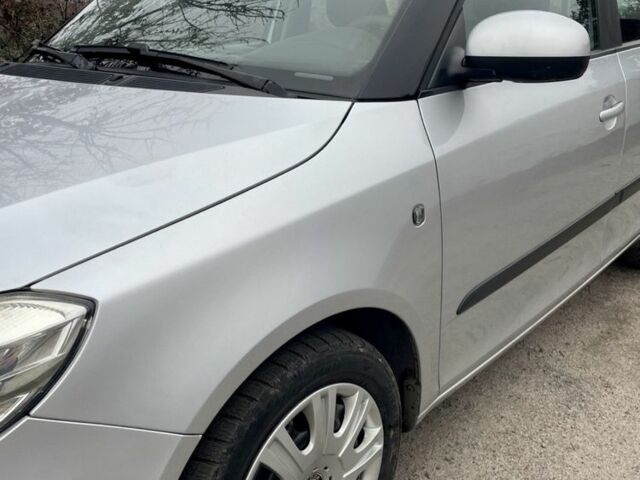 Серый Шкода Фабия, объемом двигателя 1.4 л и пробегом 195 тыс. км за 6200 $, фото 22 на Automoto.ua