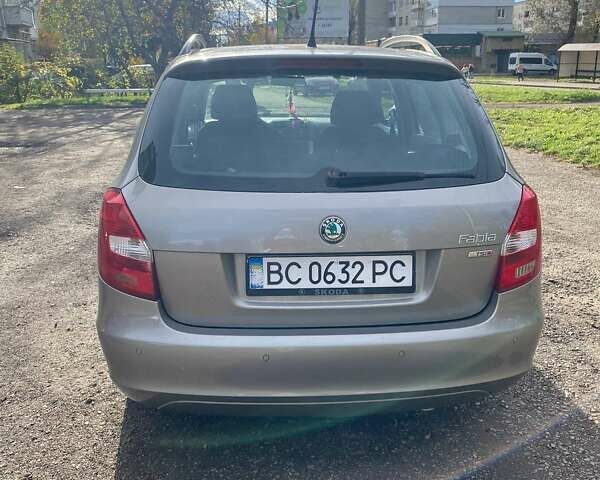 Шкода Фабия 2011 в Стрые на Automoto.ua Серый Шкода Фабия, объемом двигателя 1.2 л и пробегом 154 тыс. км за 6700 $, фото 12 на Automoto.ua