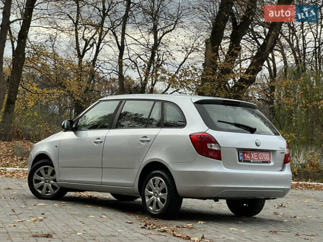Шкода Фабия 2011 в Трускавце на Automoto.ua Серый Шкода Фабия, объемом двигателя 1.6 л и пробегом 242 тыс. км за 5950 $, фото 47 на Automoto.ua