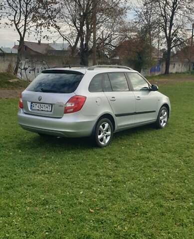 Серый Шкода Фабия, объемом двигателя 1.6 л и пробегом 205 тыс. км за 6650 $, фото 25 на Automoto.ua