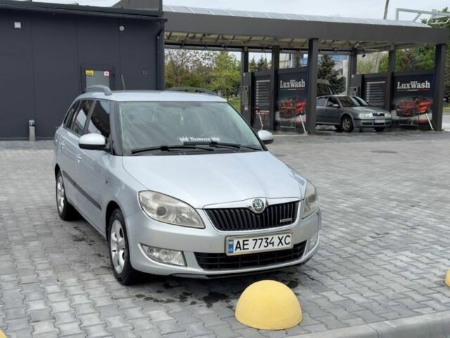 Сірий Шкода Фабія, об'ємом двигуна 1.2 л та пробігом 256 тис. км за 4600 $, фото 5 на Automoto.ua