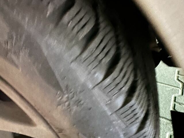 Серый Шкода Фабия, объемом двигателя 1.6 л и пробегом 400 тыс. км за 4500 $, фото 2 на Automoto.ua