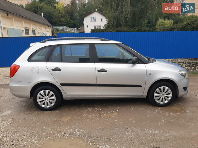Сірий Шкода Фабія, об'ємом двигуна 1.39 л та пробігом 181 тис. км за 6350 $, фото 5 на Automoto.ua