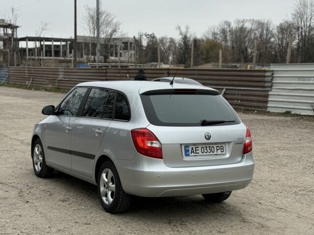Сірий Шкода Фабія, об'ємом двигуна 1.2 л та пробігом 201 тис. км за 5500 $, фото 6 на Automoto.ua