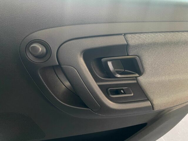 Серый Шкода Фабия, объемом двигателя 1.6 л и пробегом 296 тыс. км за 6000 $, фото 9 на Automoto.ua