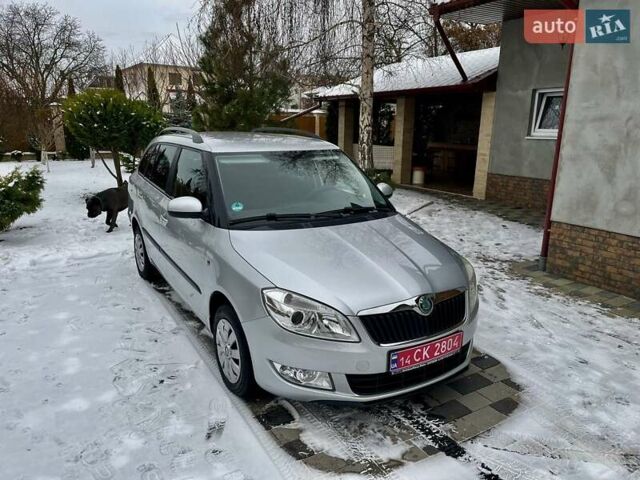 Сірий Шкода Фабія, об'ємом двигуна 1.2 л та пробігом 196 тис. км за 5999 $, фото 3 на Automoto.ua