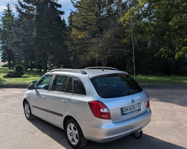 Сірий Шкода Фабія, об'ємом двигуна 1.6 л та пробігом 233 тис. км за 6000 $, фото 5 на Automoto.ua