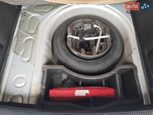 Сірий Шкода Фабія, об'ємом двигуна 1.39 л та пробігом 181 тис. км за 6350 $, фото 21 на Automoto.ua