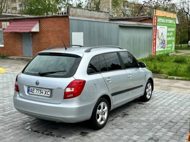 Сірий Шкода Фабія, об'ємом двигуна 1.2 л та пробігом 256 тис. км за 4600 $, фото 6 на Automoto.ua