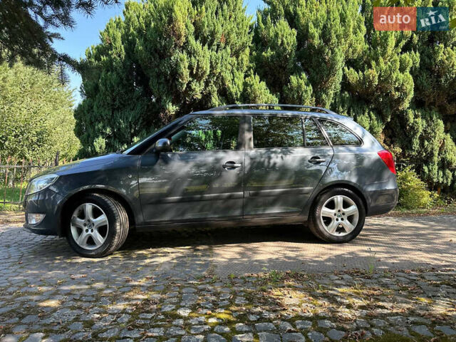 Шкода Фабия 2011 в Львове на Automoto.ua Серый Шкода Фабия, объемом двигателя 1.2 л и пробегом 184 тыс. км за 5599 $, фото 2 на Automoto.ua