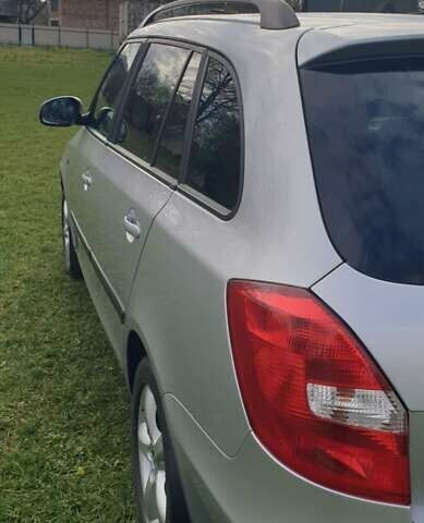 Серый Шкода Фабия, объемом двигателя 1.6 л и пробегом 205 тыс. км за 6650 $, фото 14 на Automoto.ua