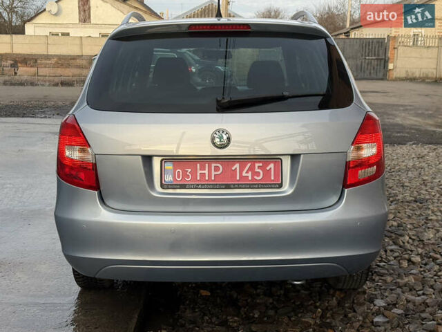 Серый Шкода Фабия, объемом двигателя 1.2 л и пробегом 164 тыс. км за 7000 $, фото 4 на Automoto.ua