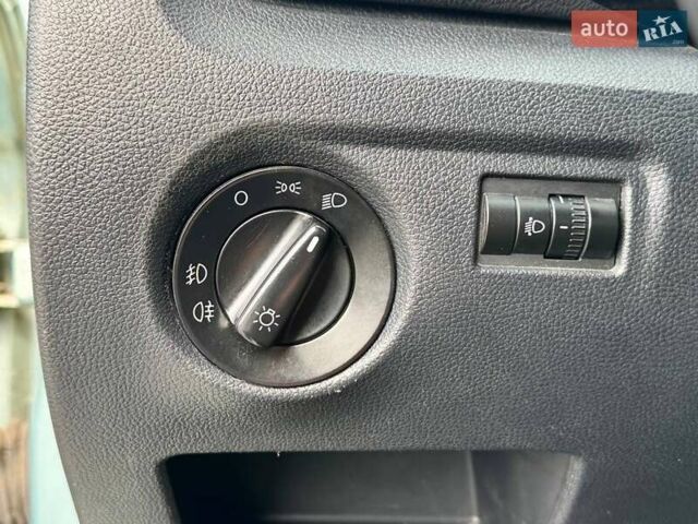 Сірий Шкода Фабія, об'ємом двигуна 1.2 л та пробігом 151 тис. км за 6700 $, фото 34 на Automoto.ua