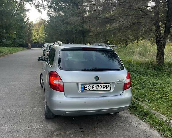 Серый Шкода Фабия, объемом двигателя 1.2 л и пробегом 214 тыс. км за 4999 $, фото 8 на Automoto.ua