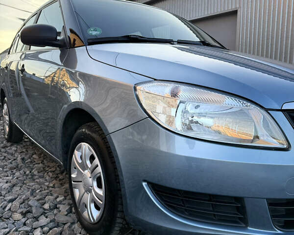 Сірий Шкода Фабія, об'ємом двигуна 1.2 л та пробігом 199 тис. км за 5000 $, фото 9 на Automoto.ua