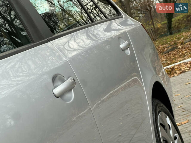 Шкода Фабия 2011 в Трускавце на Automoto.ua Серый Шкода Фабия, объемом двигателя 1.6 л и пробегом 242 тыс. км за 5950 $, фото 27 на Automoto.ua