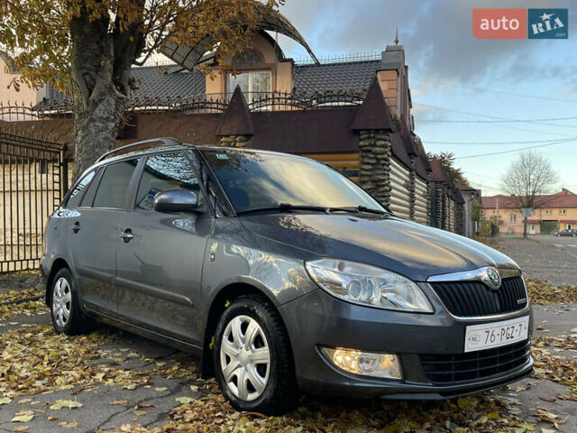 Шкода Фабия 2011 в Калуше на Automoto.ua Серый Шкода Фабия, объемом двигателя 1.2 л и пробегом 218 тыс. км за 5699 $, фото 2 на Automoto.ua