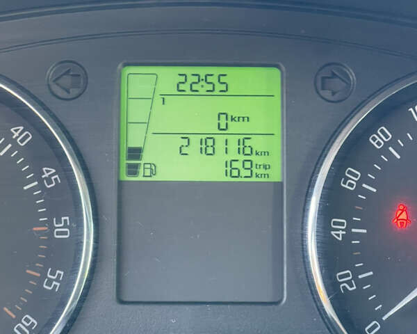 Шкода Фабия 2011 в Калуше на Automoto.ua Серый Шкода Фабия, объемом двигателя 1.2 л и пробегом 218 тыс. км за 5699 $, фото 20 на Automoto.ua