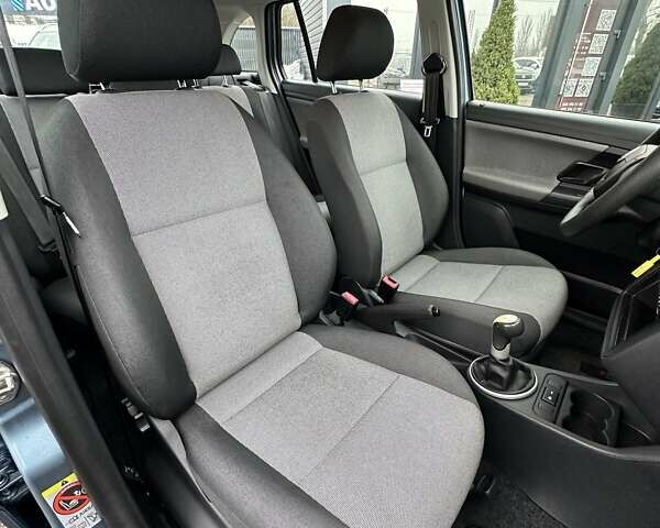 Сірий Шкода Фабія, об'ємом двигуна 1.2 л та пробігом 199 тис. км за 5700 $, фото 18 на Automoto.ua