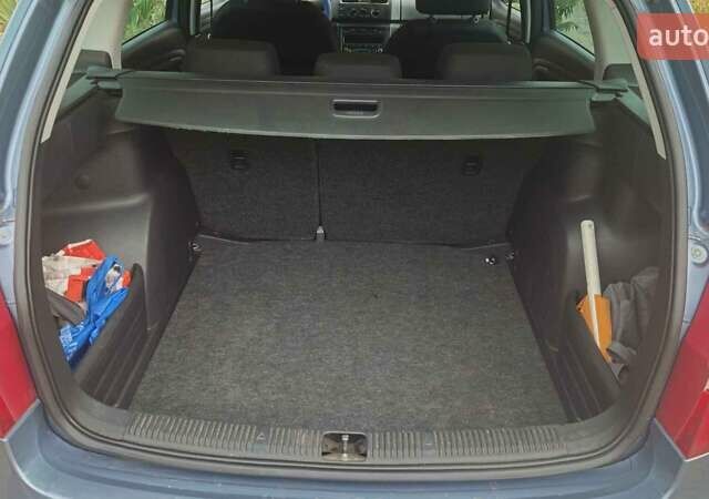 Серый Шкода Фабия, объемом двигателя 1.2 л и пробегом 240 тыс. км за 6100 $, фото 8 на Automoto.ua