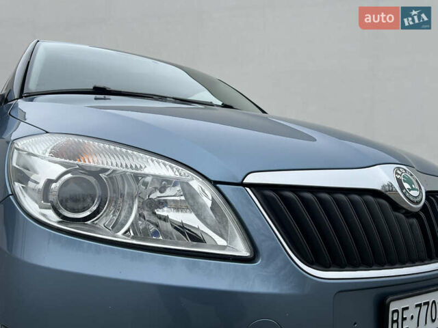 Серый Шкода Фабия, объемом двигателя 1.6 л и пробегом 204 тыс. км за 7950 $, фото 35 на Automoto.ua