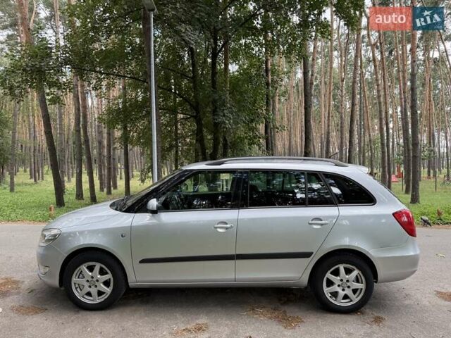 Серый Шкода Фабия, объемом двигателя 1.4 л и пробегом 147 тыс. км за 6550 $, фото 7 на Automoto.ua