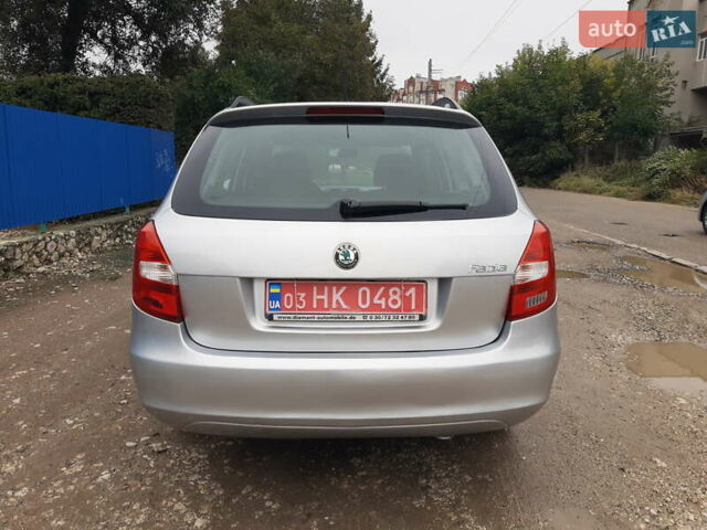 Сірий Шкода Фабія, об'ємом двигуна 1.39 л та пробігом 181 тис. км за 6350 $, фото 3 на Automoto.ua