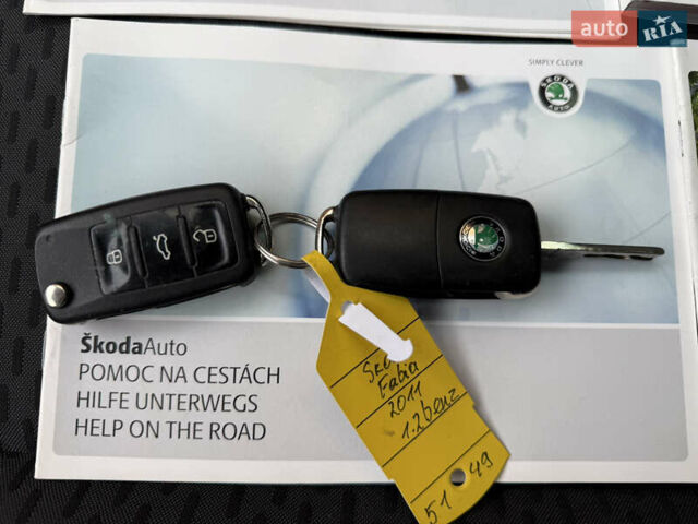 Серый Шкода Фабия, объемом двигателя 1.2 л и пробегом 164 тыс. км за 7000 $, фото 34 на Automoto.ua